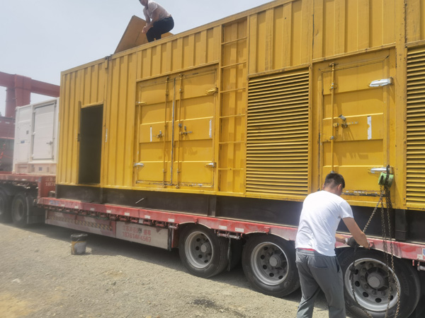 江陵发电机出租100KW发电机需要什么规格的电缆线?